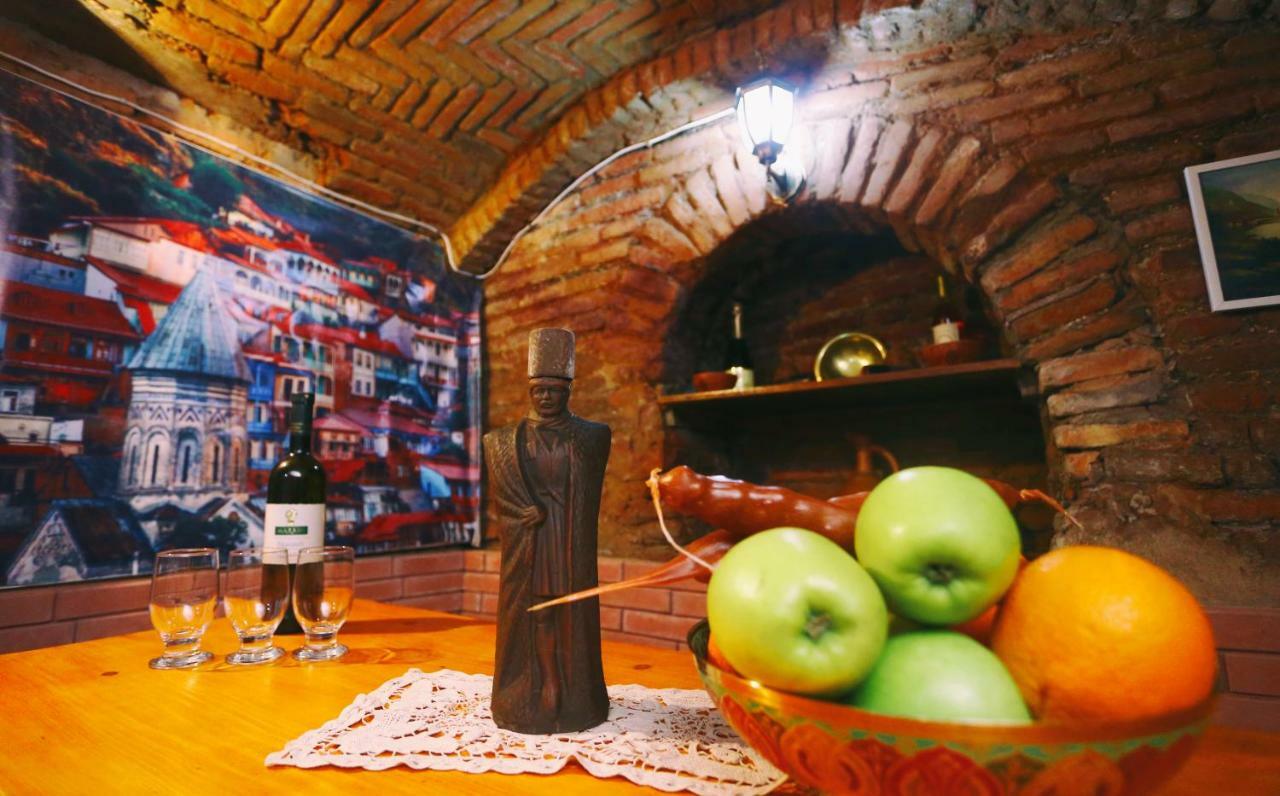 Apartment On Freedom Square Diuma Street Tbilisi Eksteriør billede